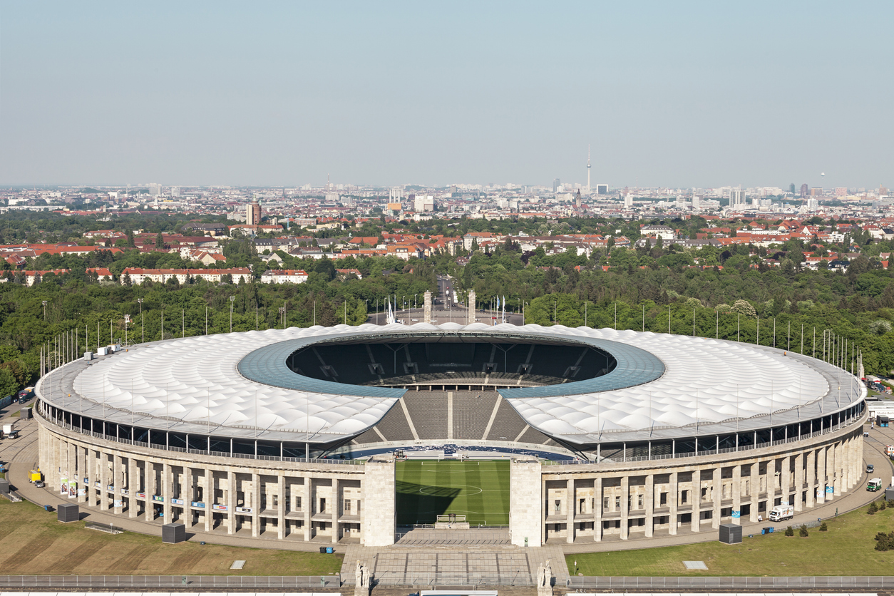 „Олимпиащадион” е вторият по големина стадион в страната. Той е официалният дом на клуба „Херта“. 