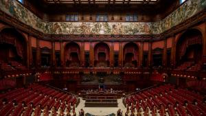 11 депутати ще бъдат временно отстранени заради сбиване в италианския парламент