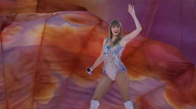 Taylor Swift изпълни кавър на “This Is What You Came For”