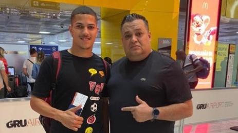 Уелтън агент