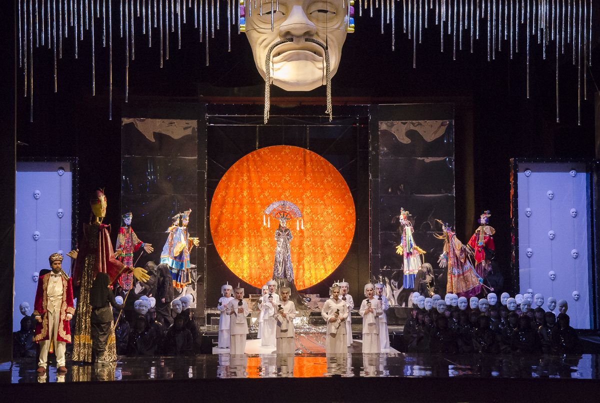 Юлиьн Константинов