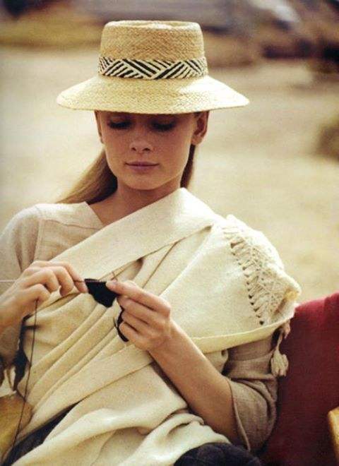 плетки Холивуд