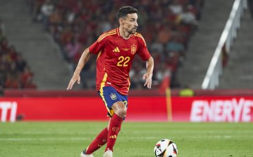 Испанският национал Хесус Навас започна като титуляр мача с Албания от група В