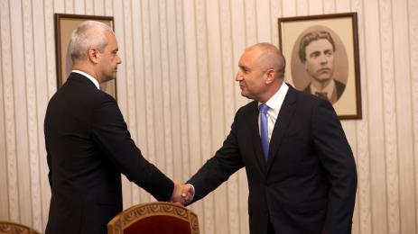 Костадин Костадинов Румен Радев