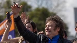 Хавиер Милей президентът на Аржентина се стреми към Нобелова награда