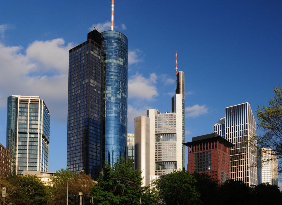  небостъргач 