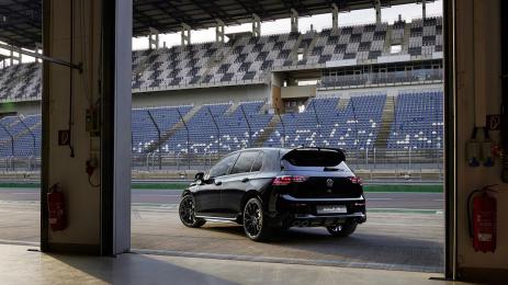 Volkswagen най-накрая може да даде на върховния Golf по-голям двигател