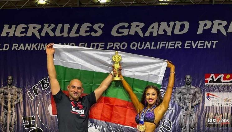 Христина Караколева - ЗДРАВЕ с Телеграф: Бикини фитнес шампионката Христина Караколева: Йога, танци и плуване помагат след раждане