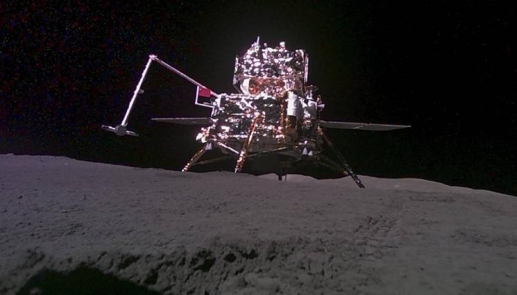 космически апарат - ЗДРАВЕ с Телеграф: Космически кораб донесе проби от тъмната страна на Луната