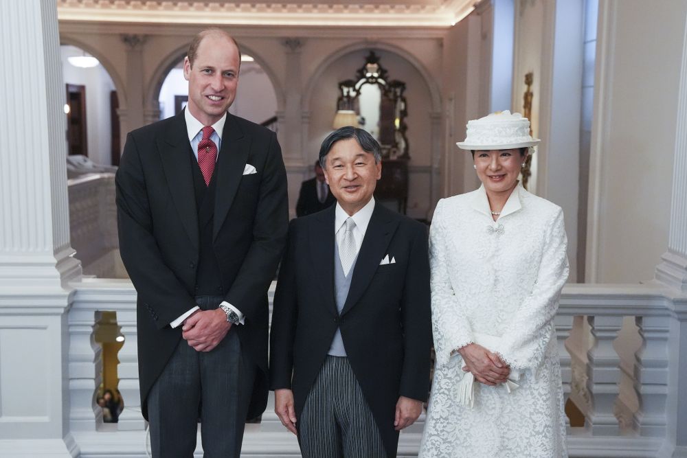 Крал Чарлз и императорското семейство на Япония