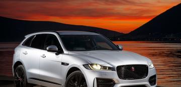 <p>Jaguar F-Pace</p>