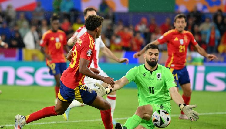 Мамардашвили - Култово! Мамардашвили отряза Байерн по време на интервю