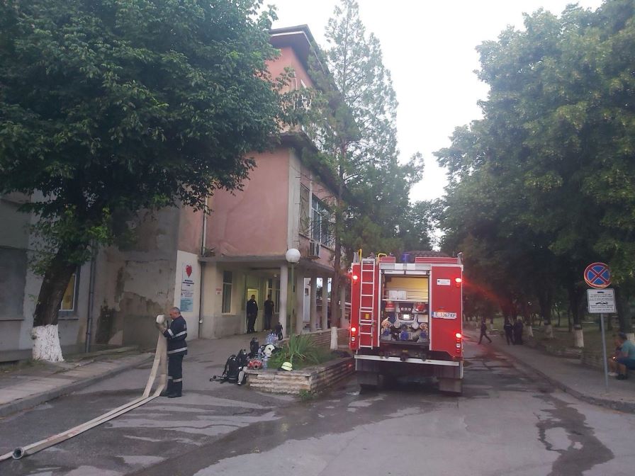 пожар благоевград болница