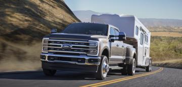 <p>Ford Super Duty F-350 Lariat</p>