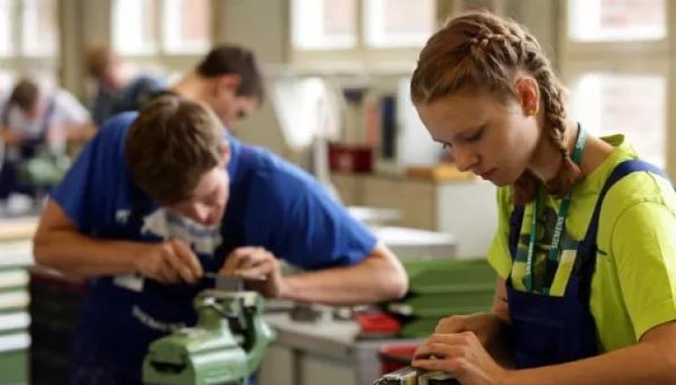 професия - Повече професии за новите технологии!