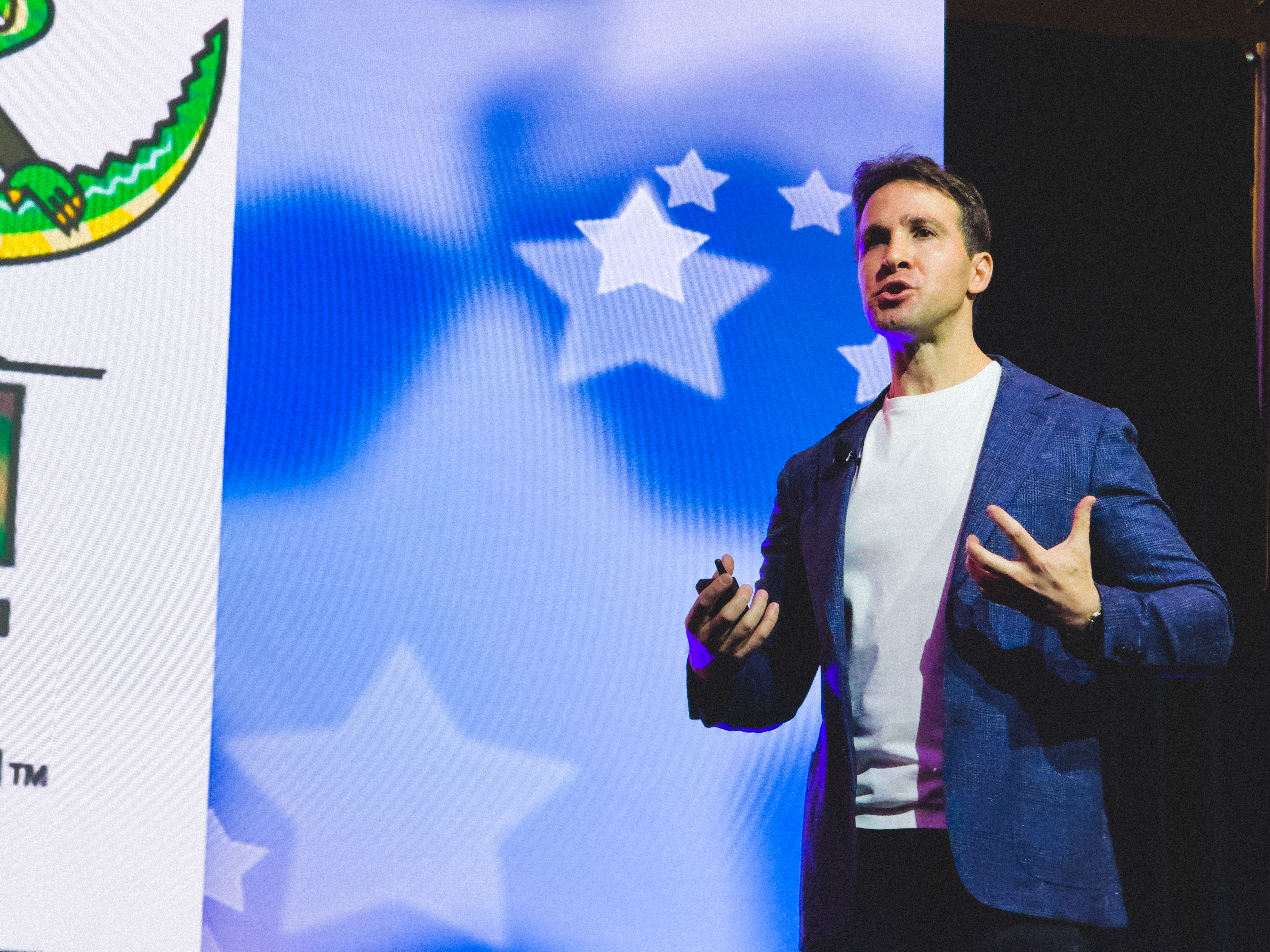 Адам Мендлър