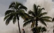 <p>Ураганът &quot;Берил&quot;: Има ли опасност за остров Ямайка (СНИМКИ/ВИДЕО)&nbsp;</p>
