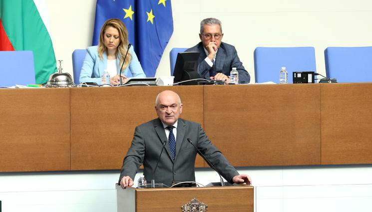 Главчев - ПРЕМИЕРЪТ ПОТВЪРДИ: Няма да бъдат изпращани български войски в Украйна!