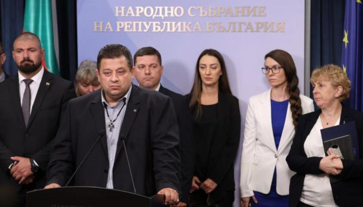 величие - РАЗПАД СЛЕД РАЗКОЛА:  Шестима депутати от „Величие” се отцепиха