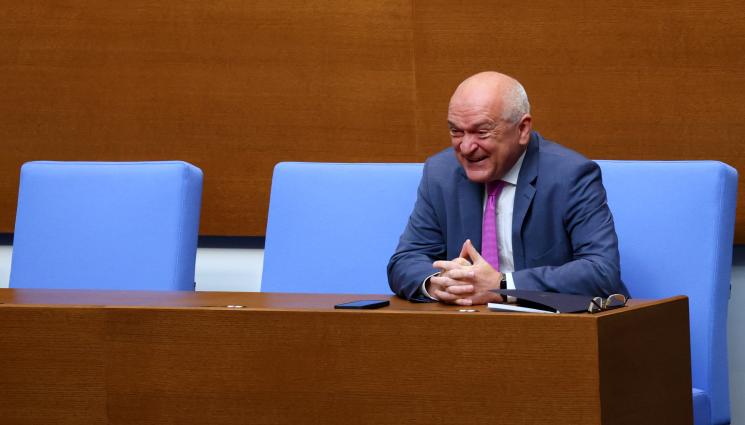 Димитър Главчев - Главчев: Коалициите в парламента не са моя работа, очаквам стабилен кабинет