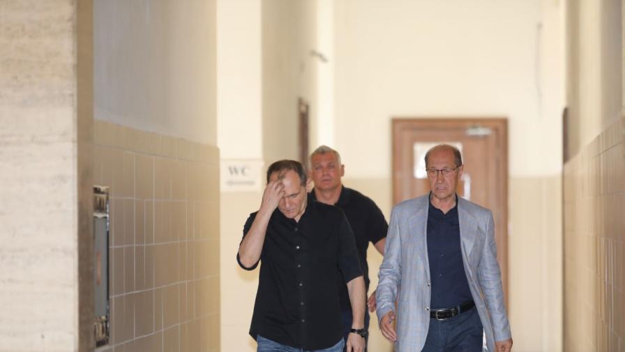 Съдът гледа делото срещу Васил Божков