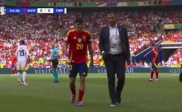 Испания получи ранен удар в началото на мача срещу Германия