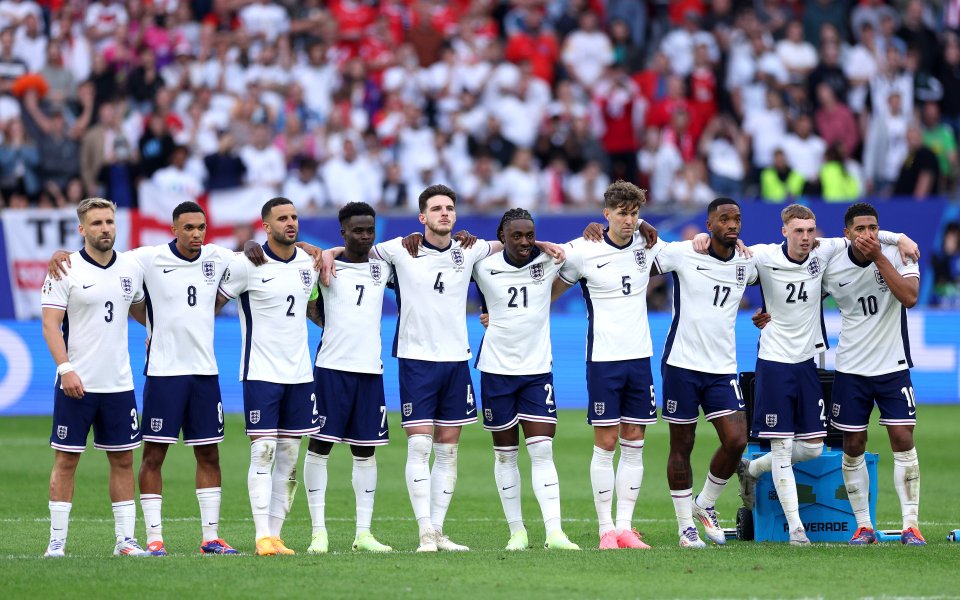 Националният отбор на Англия използва нова приятелска система“ по време