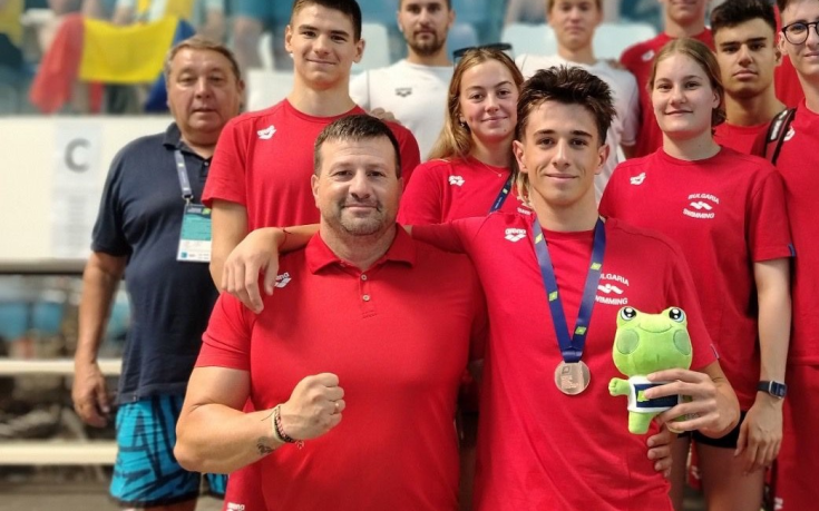 Максим Манолов втори в Европа на 100 м бруст при юношите
