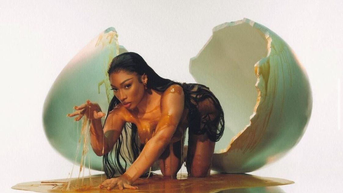 Megan Thee Stallion издава новия албум “MEGAN”