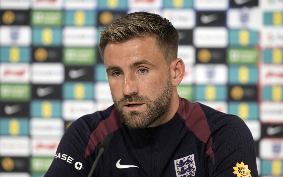 Английският защитник Люк Шоу каза, че е готов да започне