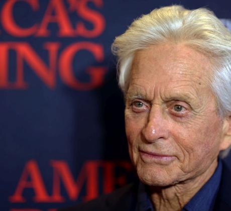 2025 година бележи впечатляваща лична годишнина за Майкъл Дъглас и