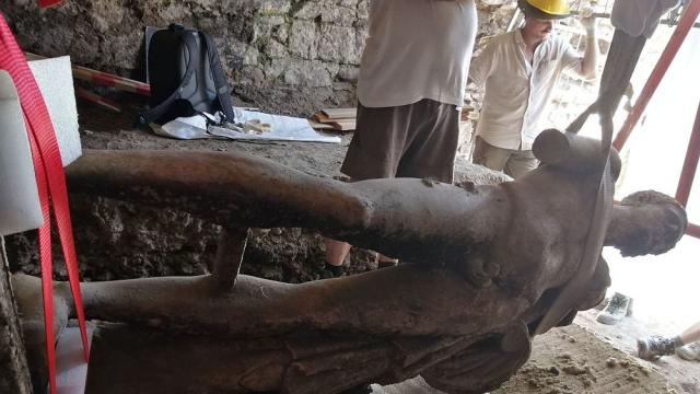 Уникалната статуя от Хераклея Синтика вече е в Историческия музей в Петрич