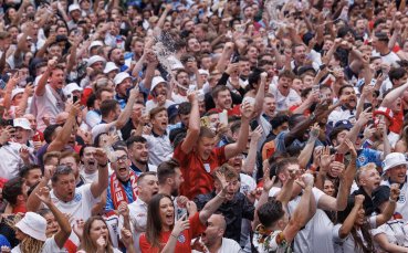 Английските пъбове супермаркети и ресторанти са готови за голям оборот