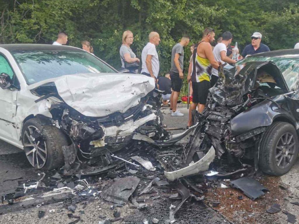 Временна организация на движението е създадена на главния път за