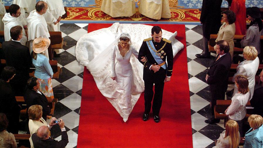 Кралски разкош: 8 от най-скъпите и пищни сватби в света