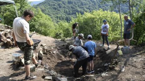 Иван Александър