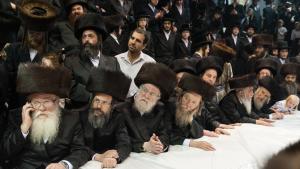 Израел планира да изпрати повиквателни на близо 1000 ултраортодоксални мъже