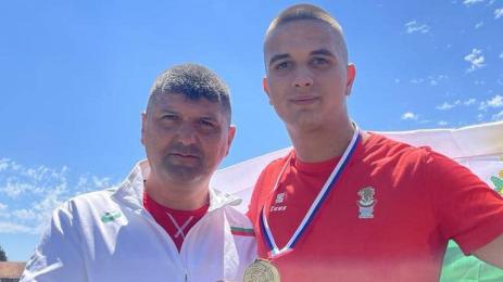 Димо Андреев