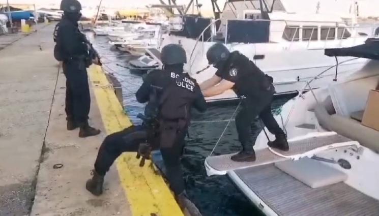 полиция - ПО МЕТОДА НА ПАБЛО ЕСКОБАР: Българи зареждат наркопазара в Турция! (СНИМКИ)