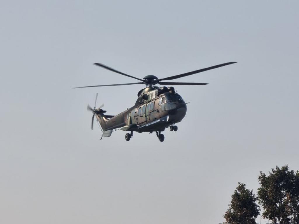 Общо четири хеликоптера и два самолета ще се включат в