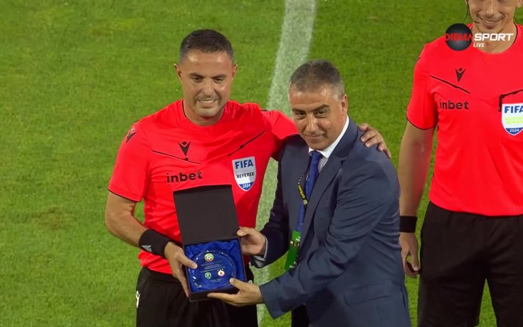 Наградиха Никола Попов преди Лудогорец - ЦСКА (видео)