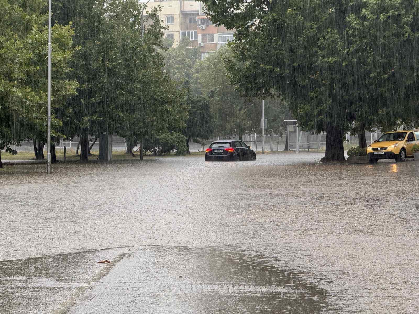 наводнени улици Казанлък
