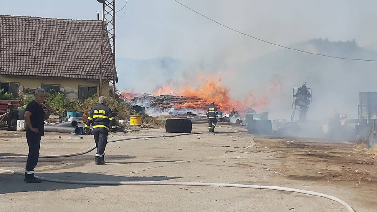 гара Кочериново