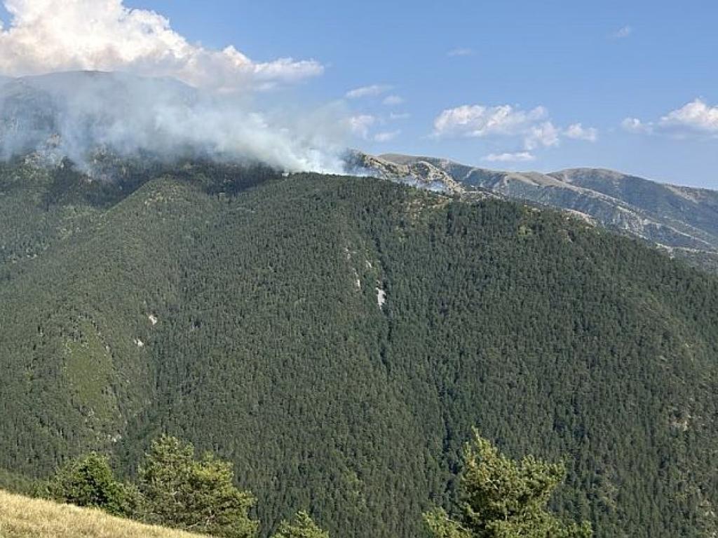 Ситуацията в планината Славянка се усложни през изминалата нощ Заради