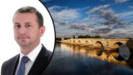 Даниел Петров