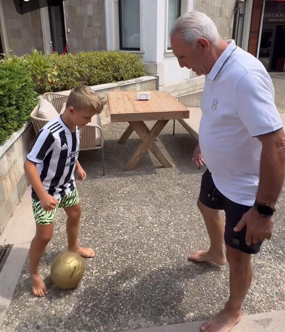 Синът на Коцето с Христо Стоичков