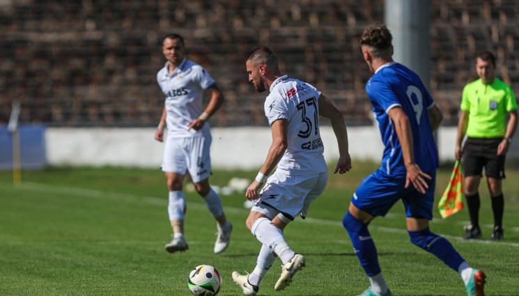 Славия Сливнишки герой - Славия се издъни срещу аматьори от Трета лига!