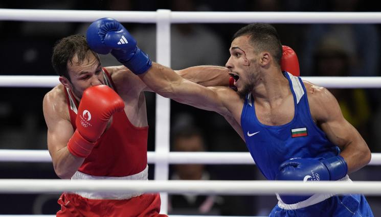 Бокс Париж Радослав Росенов - Атрактивният Росенов показа сърце, но отпадна рано от Игрите в Париж