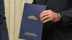 В 12 00 часа на Дондуков 2 президентът Румен Радев ще възложи на парламентарната