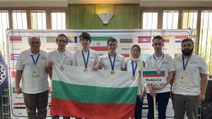 олимпиада физика български ученици